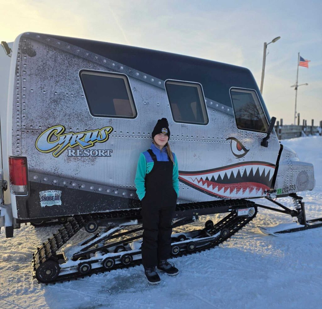 Ice Fishing| SNOBEAR GUIDED TRIPS | Bombardier Cyrus Resort Lake of the Woods, MN