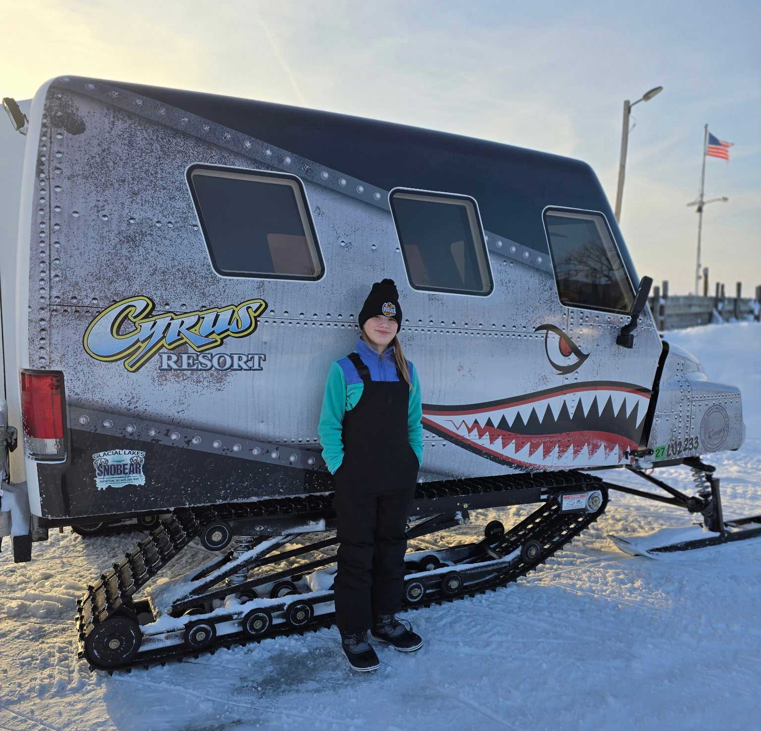 Ice Fishing| SNOBEAR GUIDED TRIPS | Bombardier Cyrus Resort Lake of the Woods, MN
