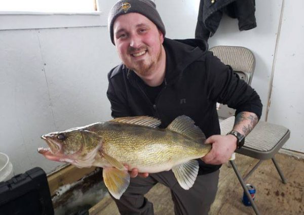 Ice Fishing Packages Cyrus Resort Lake of the Woods