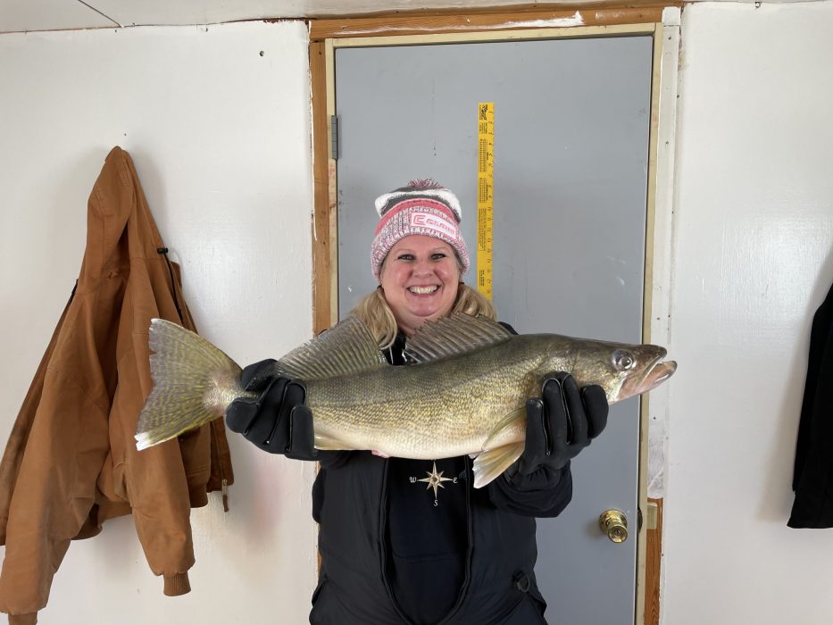 Ice Fishing on Lake of the Woods Cyrus Resort